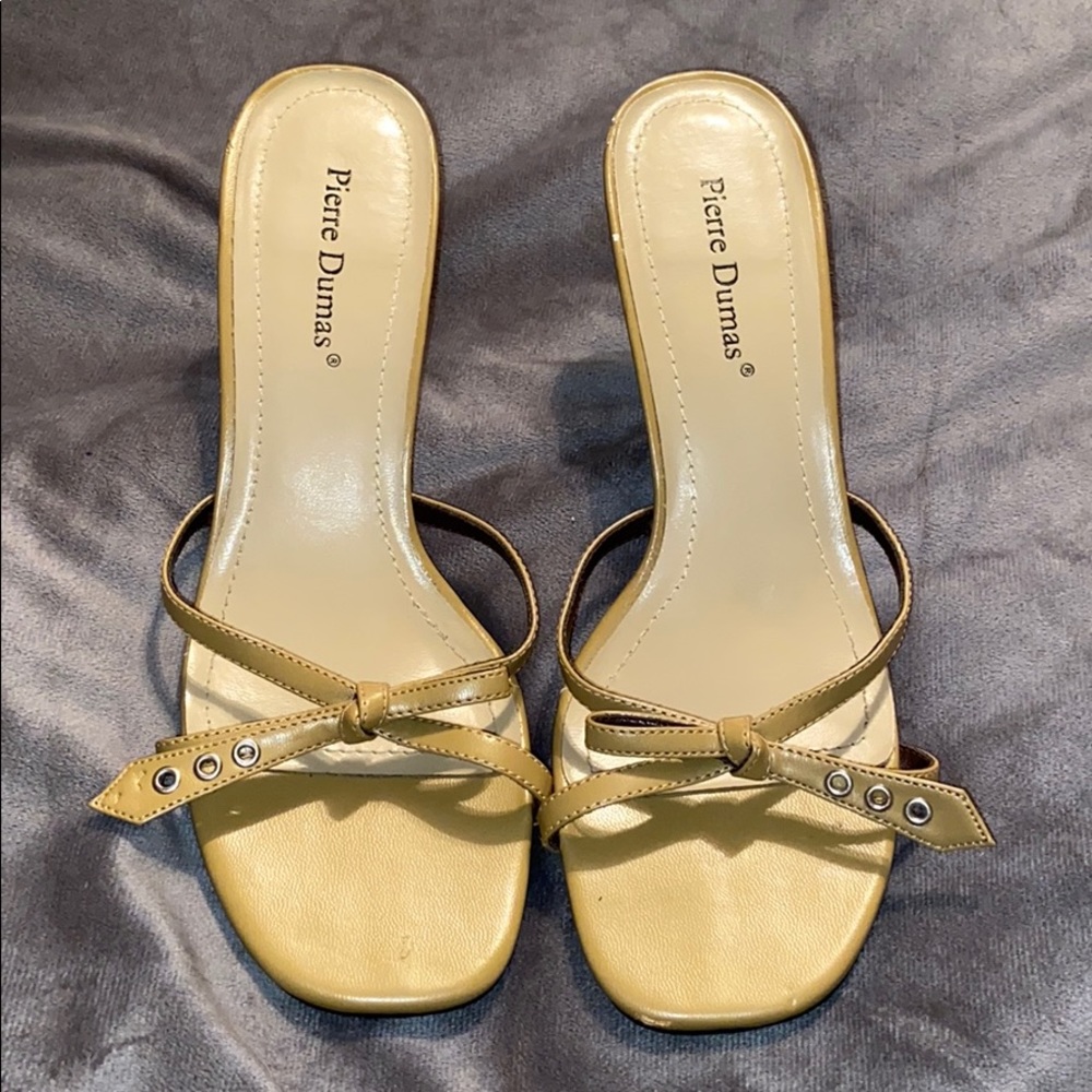 Nude 1.5 inch heel